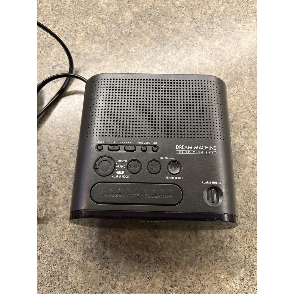 Sony Dream Machine Alarm Clock ICF-C218 Black Auto Time Set WORKS!!